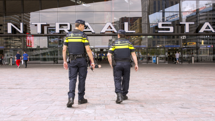 Politie in Rotterdam bij CS