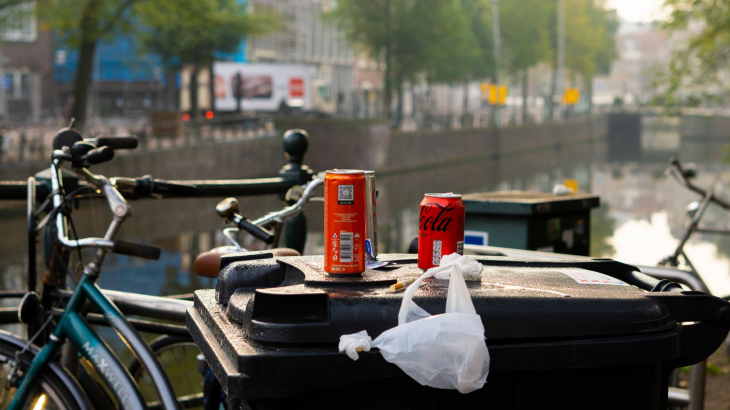 Straat-vuil-Amsterdam