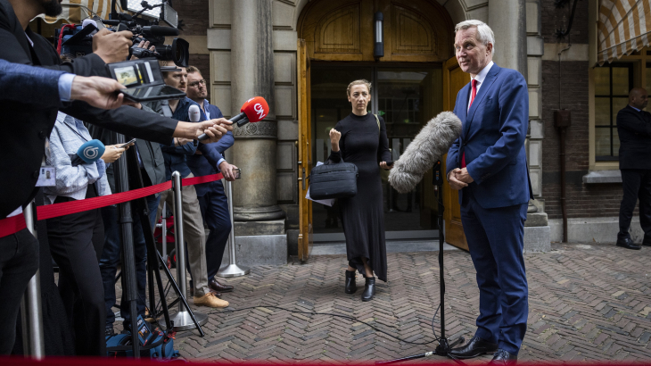 staatssecretaris Eric van der Burg na de ministerraad op vrijdag 26 augustus