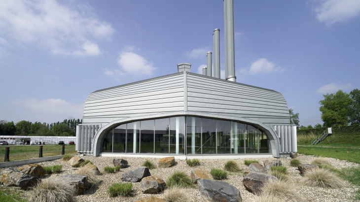 Het pompstation bij Nijmegen dat dat warmte van de ARN afvalenergiecentrale naar een warmtenet in Nijmegen stuurt.