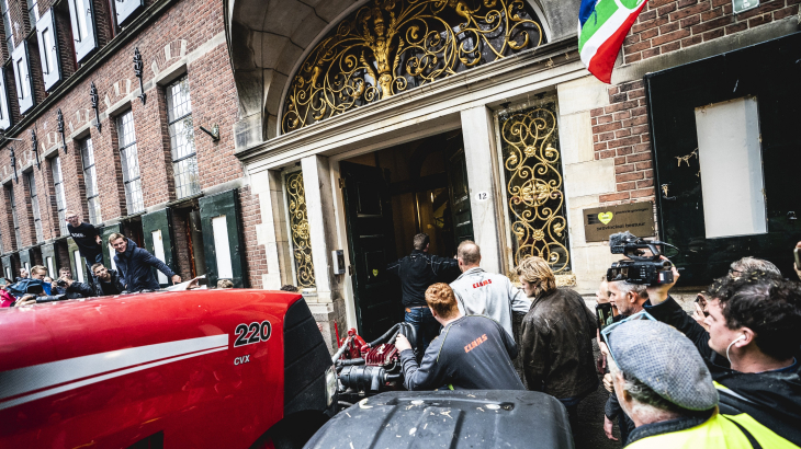 Boeren bestormen het Groninger Provinciehuis, 14 oktober 2019.