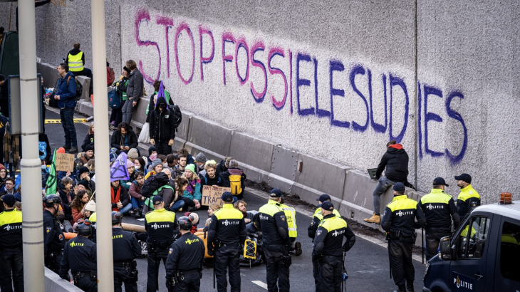 A12 bezetting klimaatactivisten