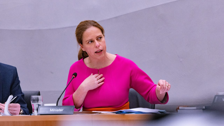 Minister Schouten in debat over de participatiewet