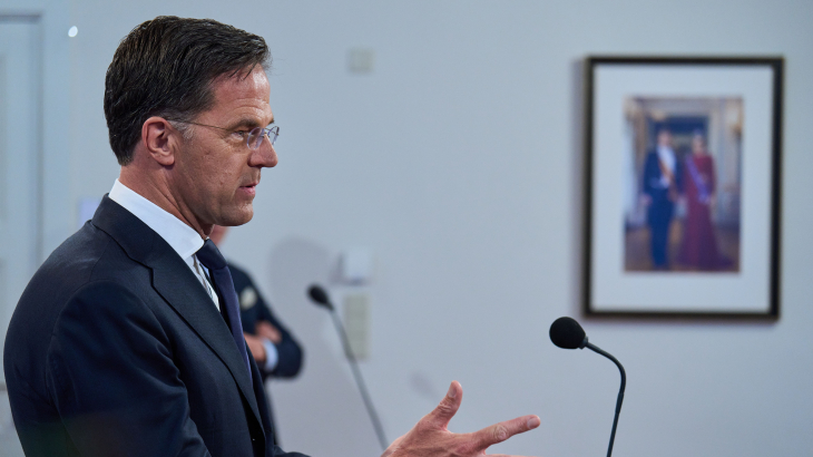 Demissionair minister-president Mark Rutte staat de pers te woord na afloop van de wekelijkse ministerraad. Het demissionaire kabinet is weer voor het eerst bijeen na de zomervakantie. Foto: Phil Nijhuis (ANP)