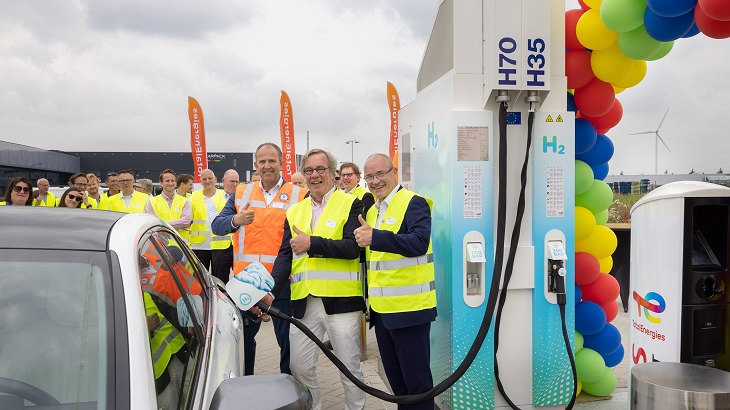 Opening waterstofstation