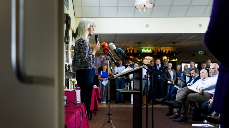 Keijzer presenteert aanbevelingen rond 'kanaaldrama' Overijssel