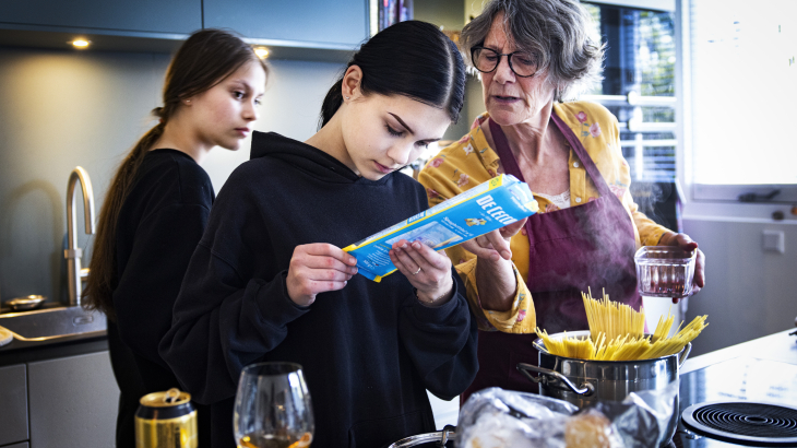 Oekraiense vluchtelingen bij Nederlands gastgezin. Foto: Ramon van Flymen (ANP)