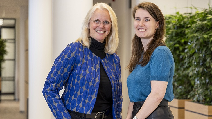 Evelyn Bontekoe Janssen en Jeanette Caenen