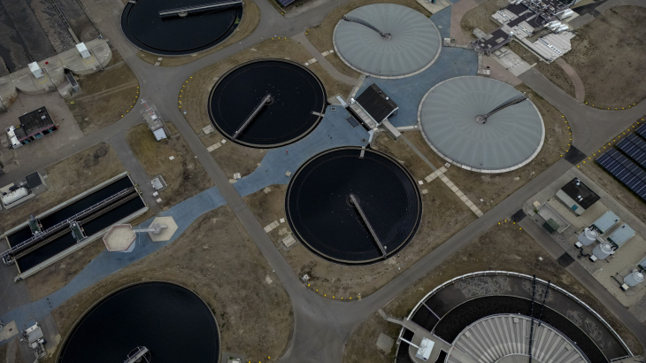 De rioolwaterzuiveringsinstallatie van Harderwijk levert warmte aan de nieuwbouwwijk Waterfront.