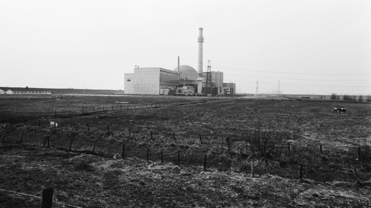 De kerncentrale Borssele zes jaar na de opening.