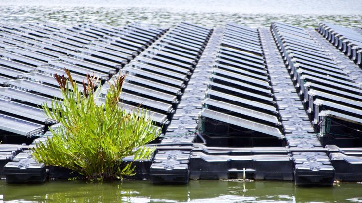 Zonnepark op water 