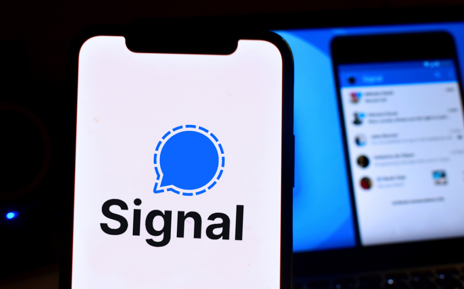 Signal-shutterstock-1890286651.jpg