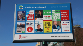 Posters van landelijke en lokale partijen in de gemeente Hoorn