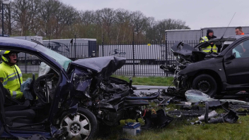 Op de N851 in Drenthe vond woensdagochtend een frontale botsing plaats. 