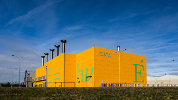 Het gebouw van COVRA bij Vlissingen waarin hoogradioactief afval wordt opgeslagen.