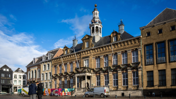 Het stadhuis van Roermond. Tobias Kleuver (ANP). 