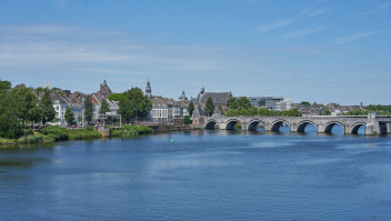 De Maas bij Maastricht