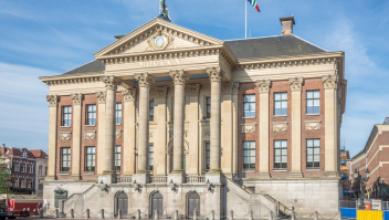 Shutterstock Stadhuis Groningen