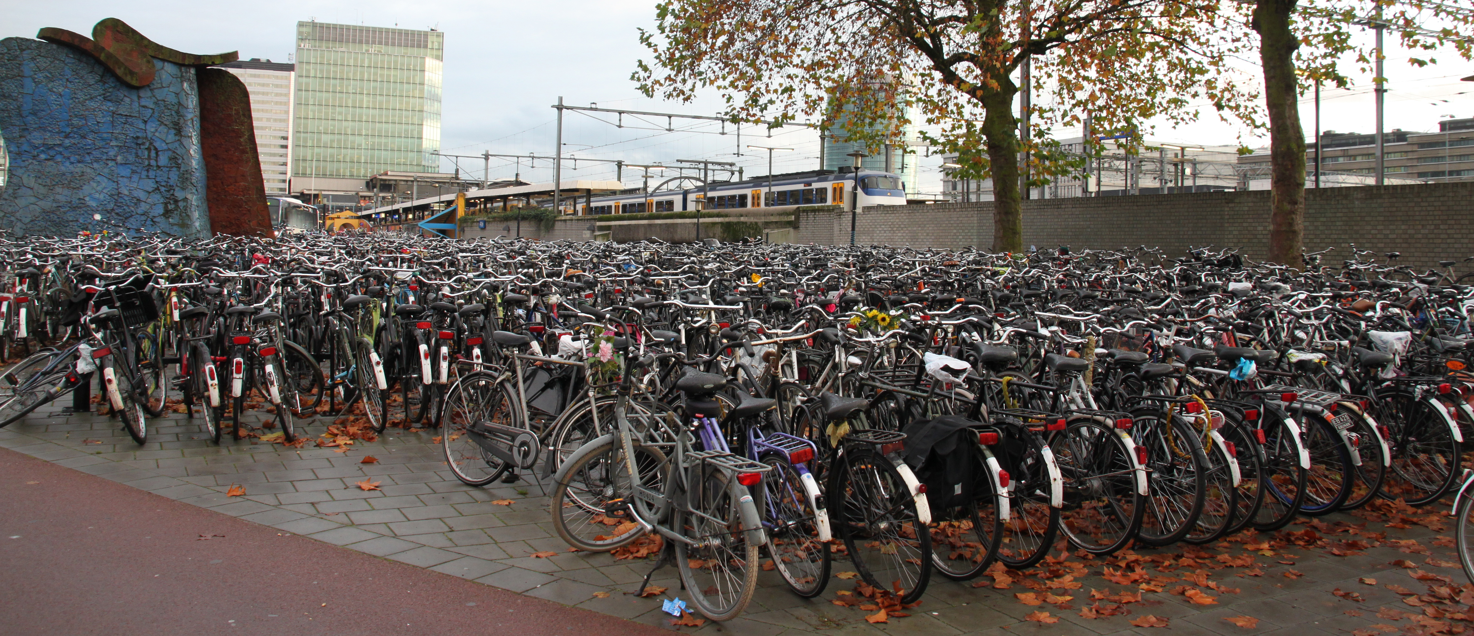 Fietsen-Utrecht-Centraal.jpg