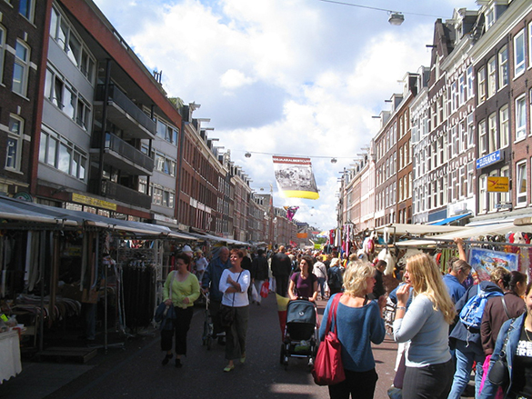 ambtenaar---Albert-Cuypmarkt.jpg