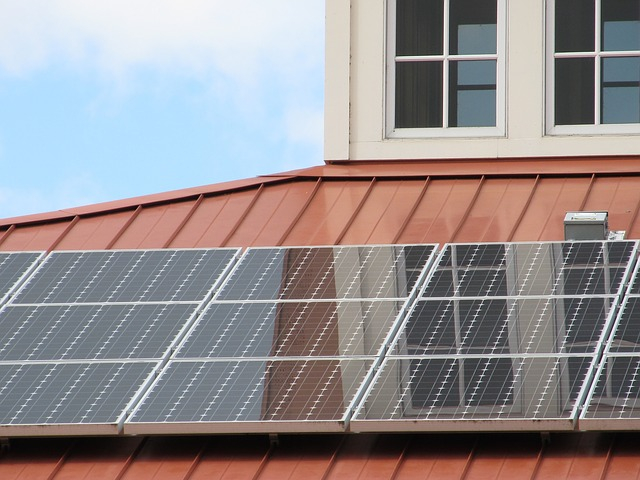 solar-panel-array-1794514-640.jpg