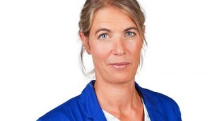 Karin-N-088-350x200.jpg