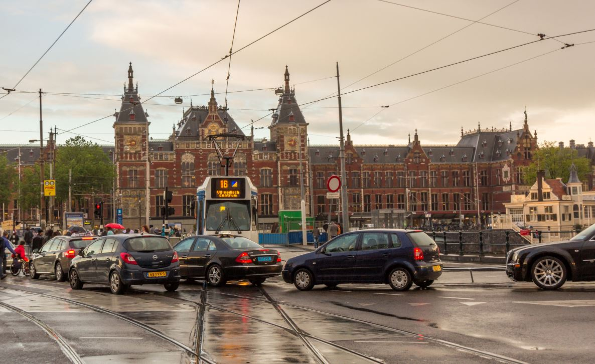 amsterdam-verkeer-shutterstock.jpg