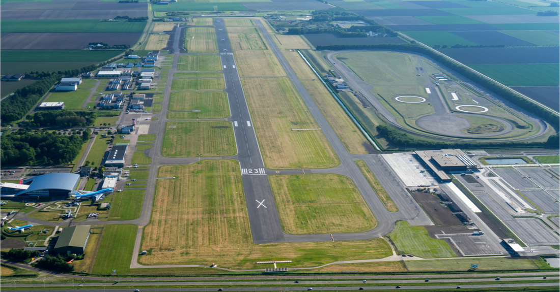 Lelystad-Airport-Aerovista-Luchtfotografie-Shutterstock-1421115995.jpg